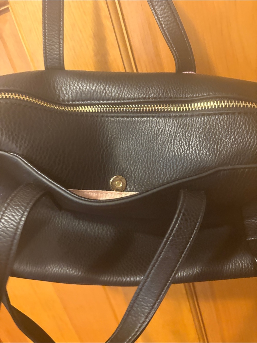 Poppy & Peonies  Out and About Black Pebbled Leather Satchel with Gold Hardware - Picture 6 of 8